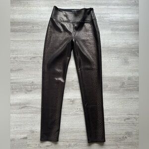 Bebe faux snake leather Sz S cool girls only